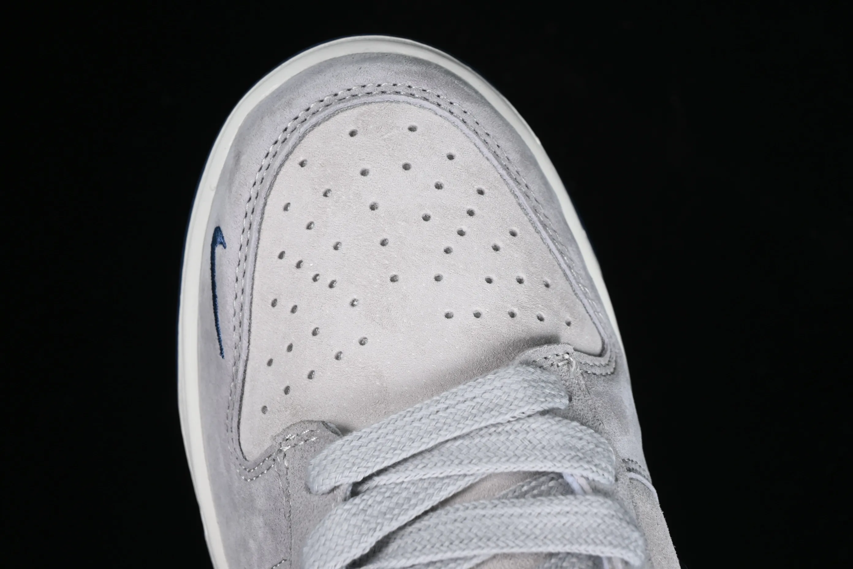 All Categories Nk SB Dunk Series Nk SB Dunk Low Low-top sneakers F version Nk Dunk Low North CDG joint-green Three-party joint SB low-top casual sneakers FC1688-179